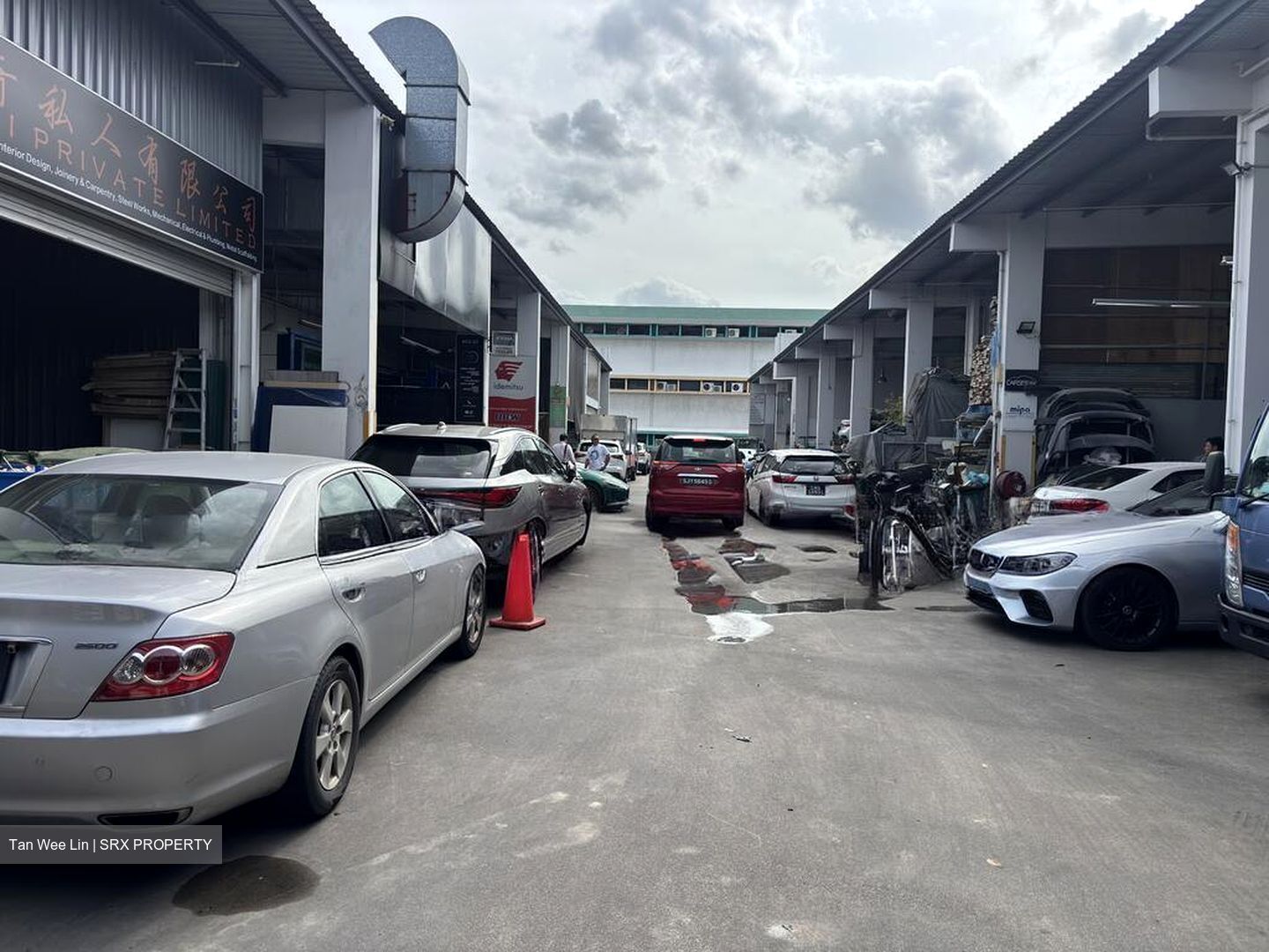 First East Centre (D14), Factory #522782081